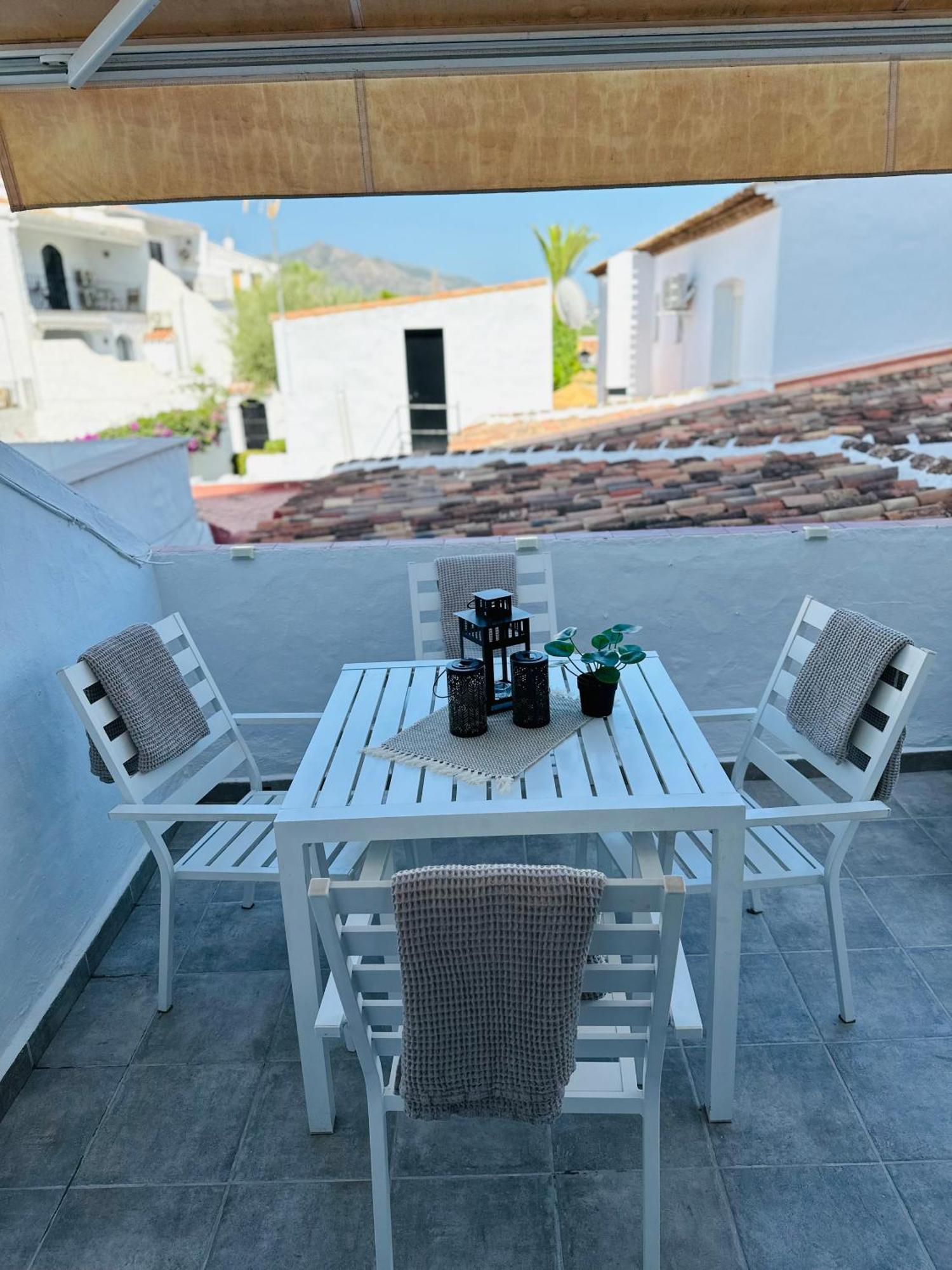 Right By The Pool Area In Capistrano Village! Nerja Eksteriør bilde